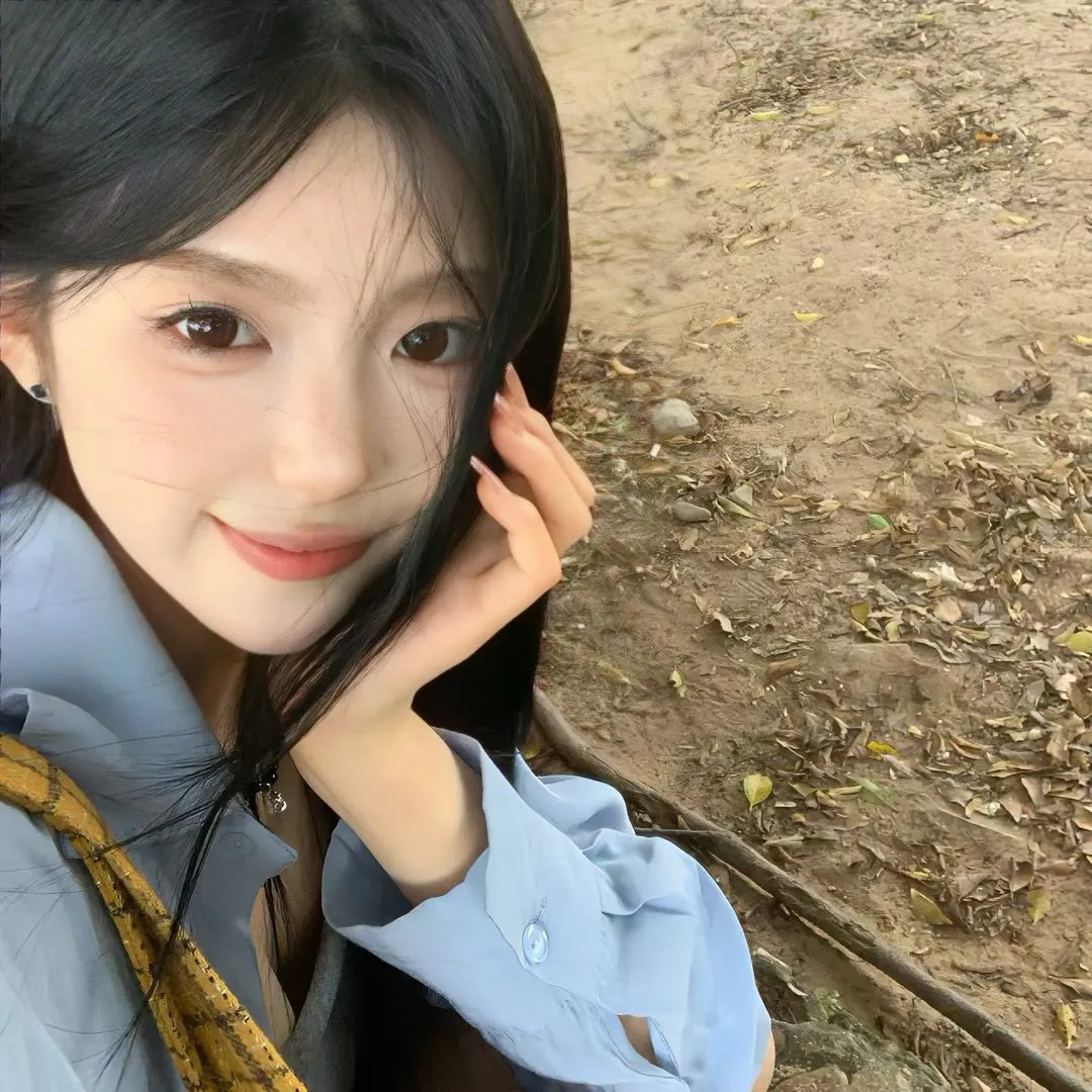 摇滚藏獒蓝色光芒